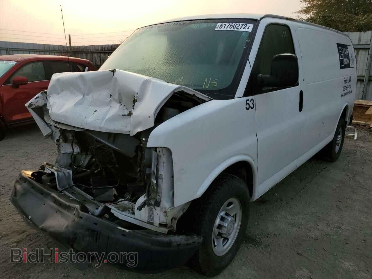 2010 CHEVROLET EXPRESS - VIN: 1GCZGFAA4A1175795 - Фото 2