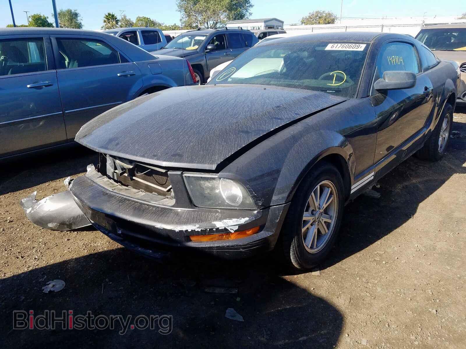 2007 FORD MUSTANG - VIN: 1ZVFT80N875199739 - Фото 2