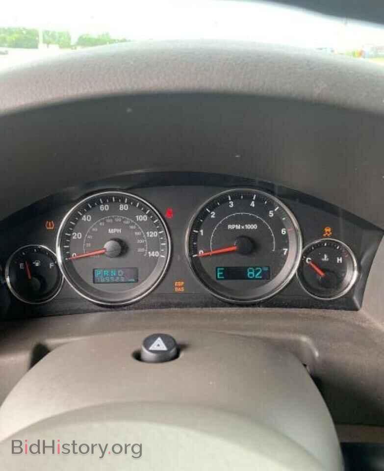 2007 JEEP COMMANDER - VIN: 1J8HG48N37C611647 - Фото 8