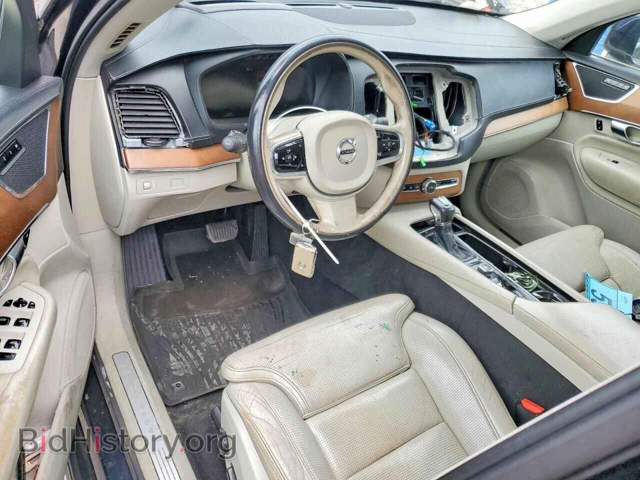 2017 VOLVO XC90 - VIN: YV4A22PL2H1150110 - Фото 8