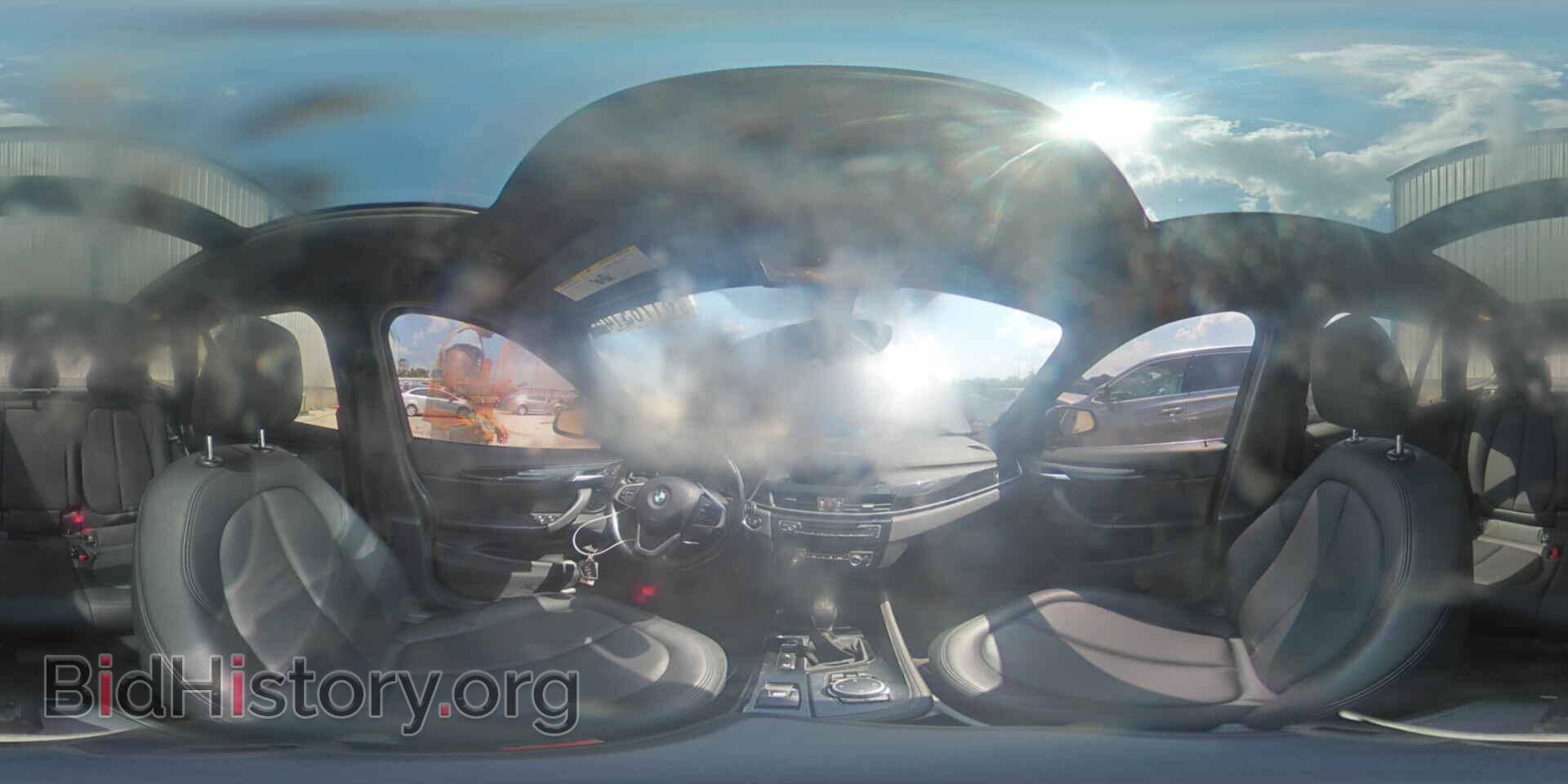 2016 BMW X1 - VIN: WBXHT3C37GP885593 - Фото 16