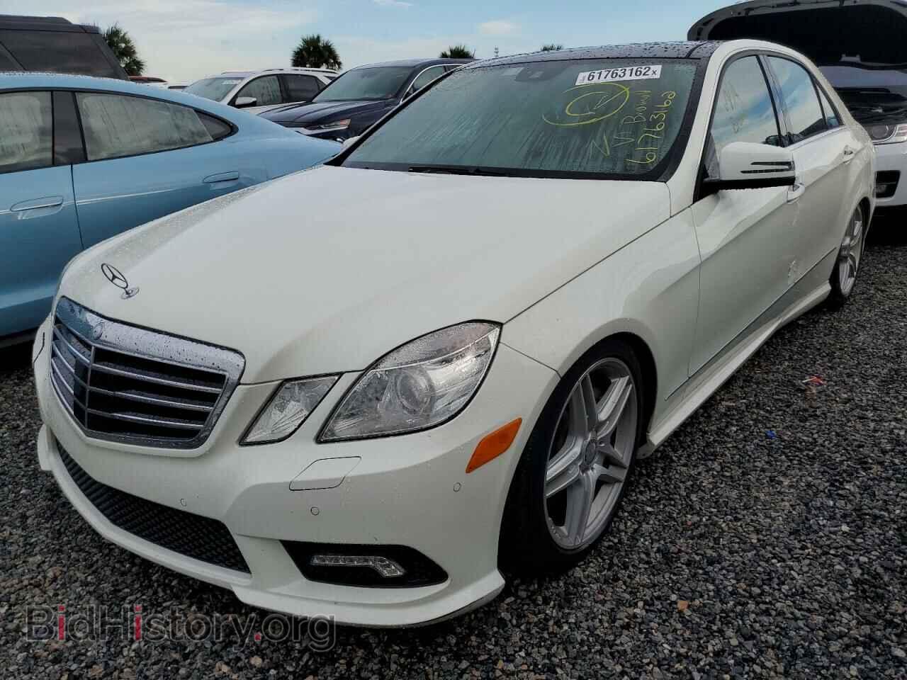 2011 MERCEDES-BENZ E-CLASS - VIN: WDDHF7CB5BA377661 - Фото 2