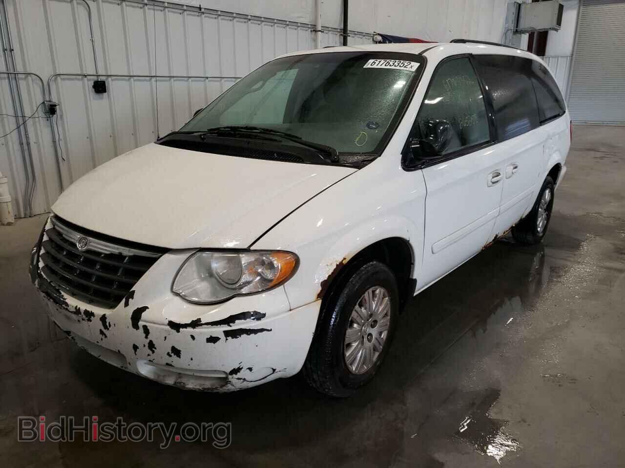 2007 CHRYSLER MINIVAN - VIN: 2A4GP44RX7R138875 - Фото 2
