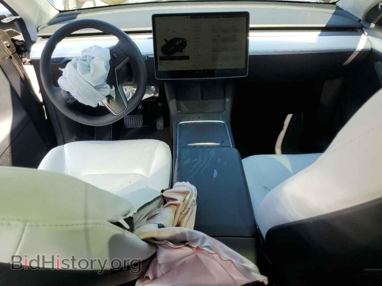 2024 TESLA MODEL Y - VIN: 7SAYGDEE3RF080115 - Фото 8