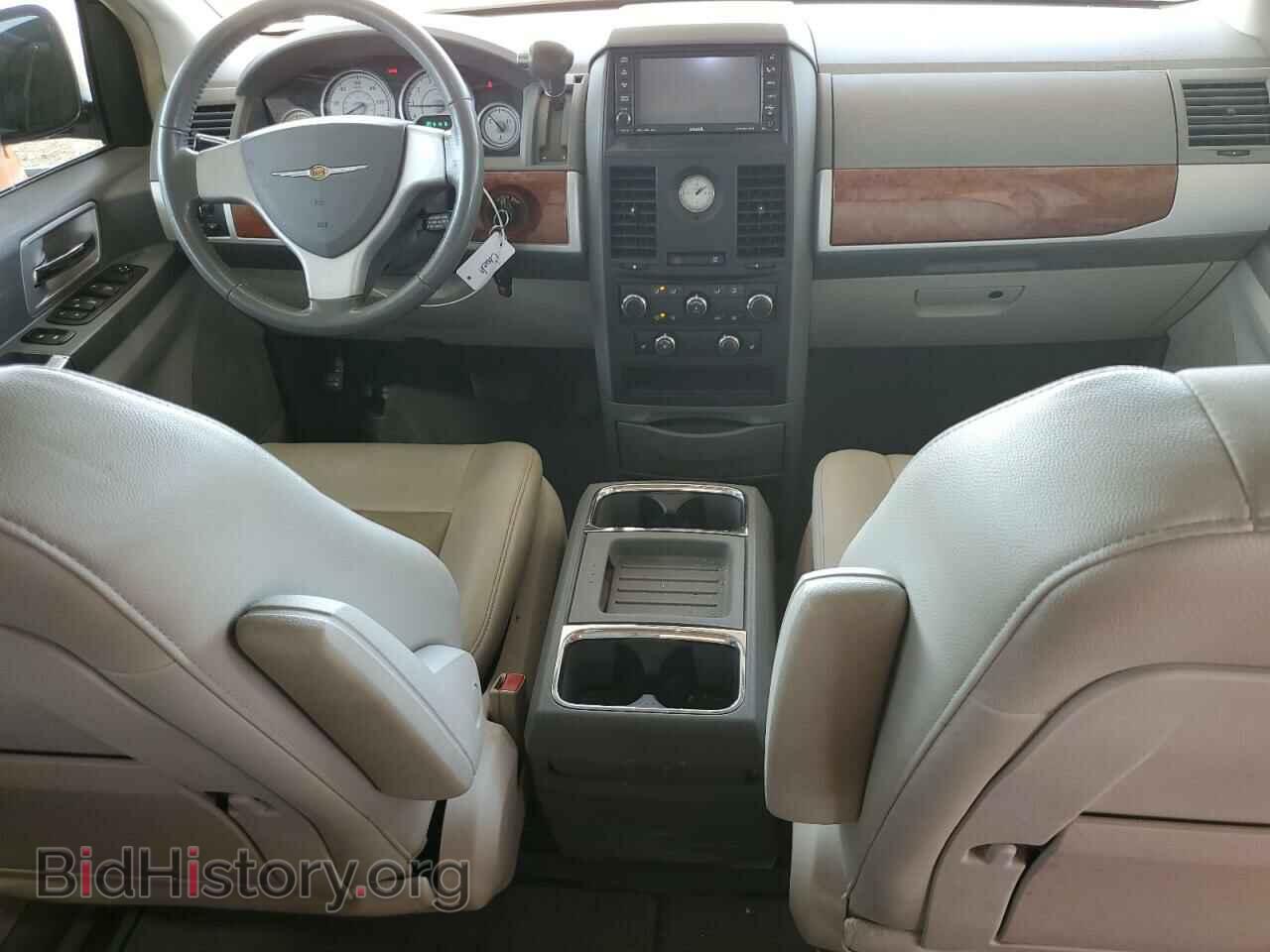 2008 CHRYSLER MINIVAN - VIN: 2A8HR54P28R118073 - Фото 8