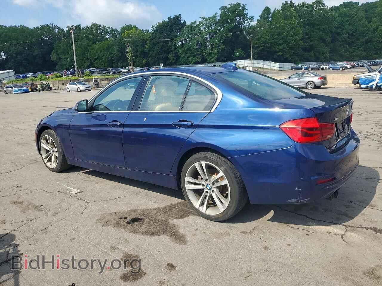 2018 BMW 3 SERIES - VIN: WBA8D9C58JEM32467 - Фото 2