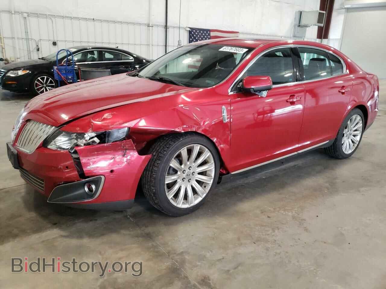 Photo 1LNHL9FT7AG615083 - LINCOLN MKS 2010