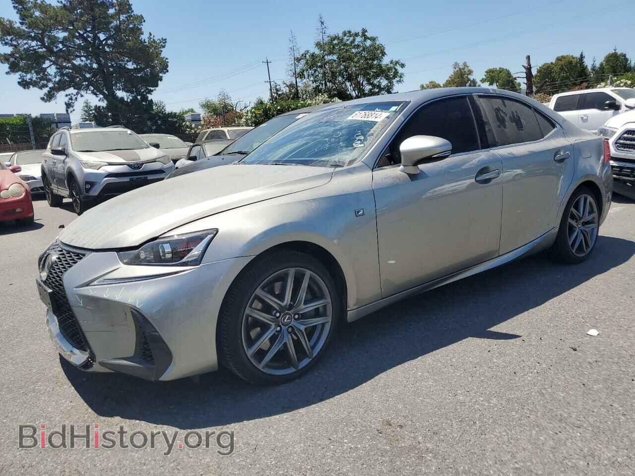 Photo JTHBA1D27H5050981 - LEXUS IS 2017