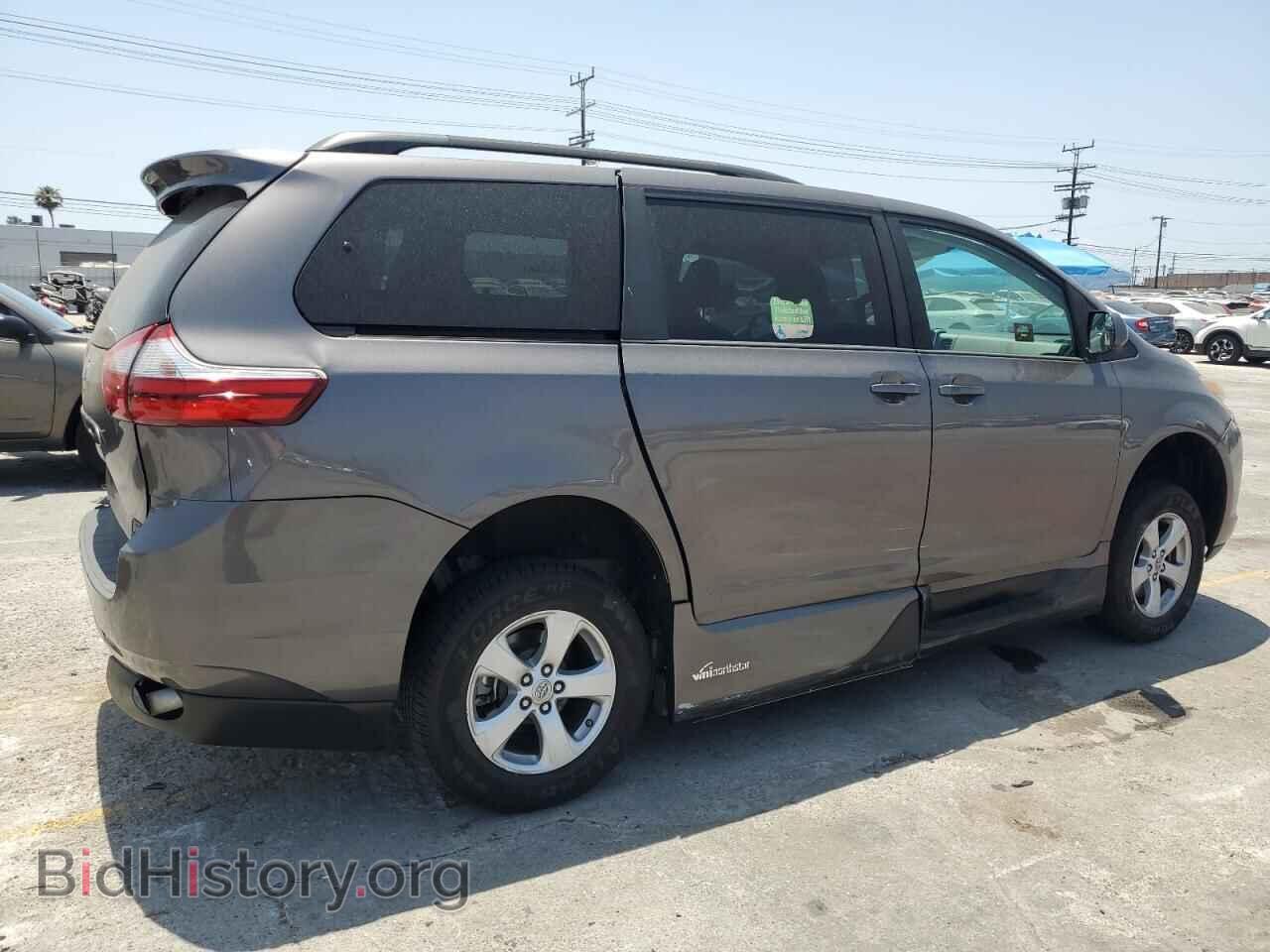 2017 TOYOTA All Models - VIN: 5TDKZ3DC2HS855117 - Фото 3
