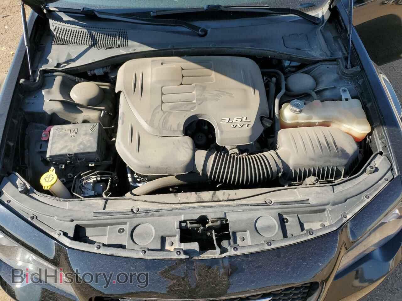 2016 CHRYSLER 300 - VIN: 2C3CCAGG7GH244476 - Photo 11
