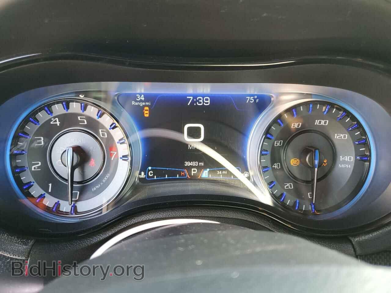 2016 CHRYSLER 300 - VIN: 2C3CCAGG7GH244476 - Photo 9