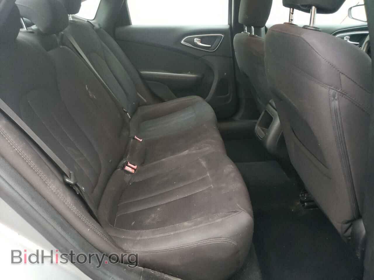 2015 CHRYSLER 200 - VIN: 1C3CCCAB0FN570263 - Фото 6
