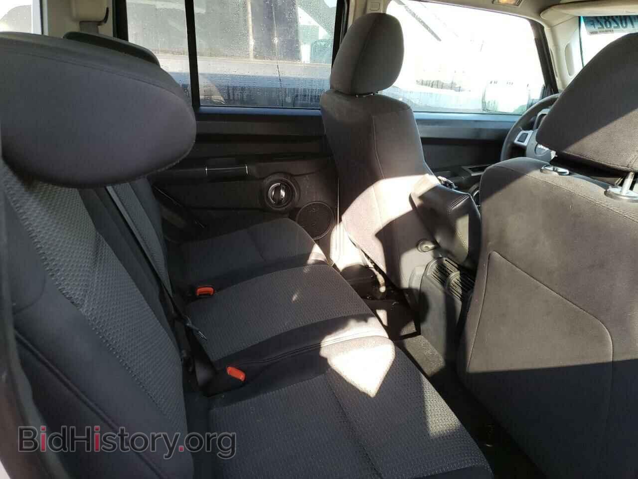 2010 JEEP COMMANDER - VIN: 1J4RH4GK2AC102702 - Photo 6