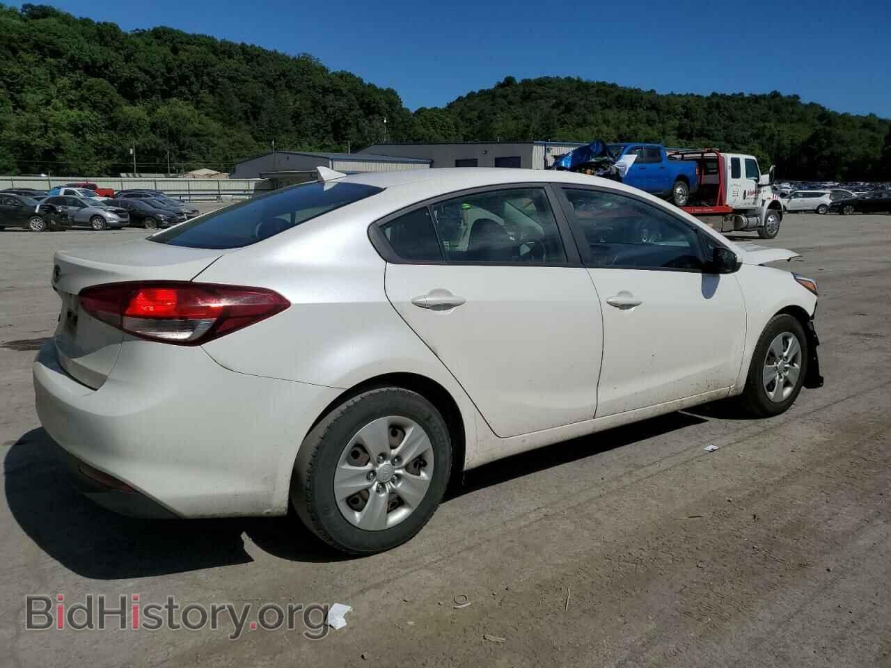 2017 KIA FORTE - VIN: 3KPFL4A7XHE043316 - Фото 3