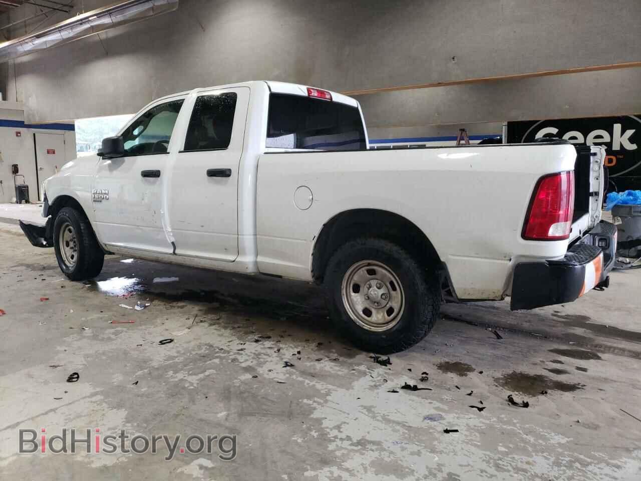 2019 RAM 1500 - VIN: 1C6RR6FG4KS603729 - Фото 2