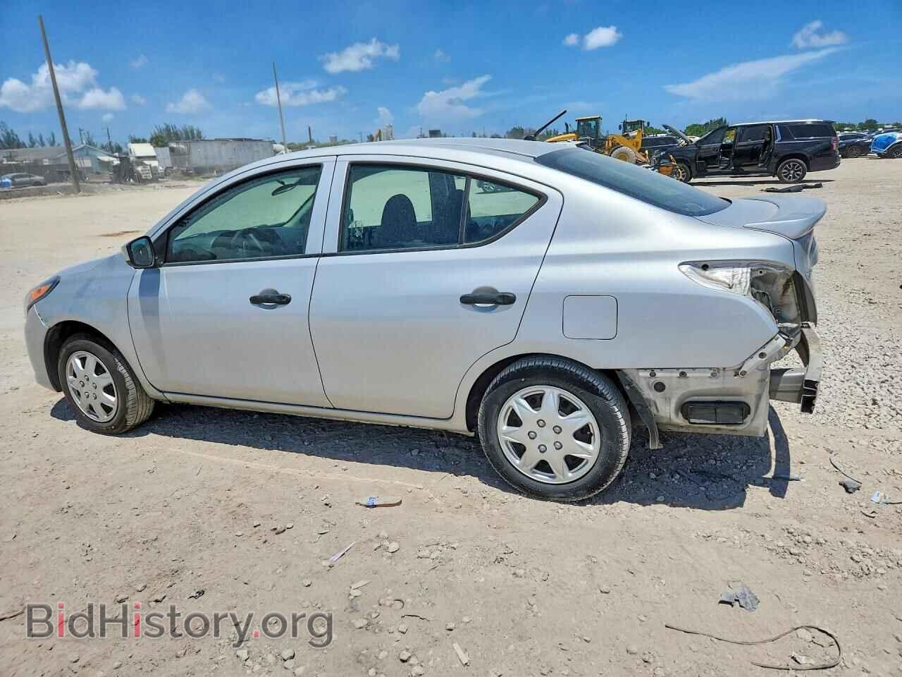 2017 NISSAN VERSA - VIN: 3N1CN7AP1HL830426 - Фото 2
