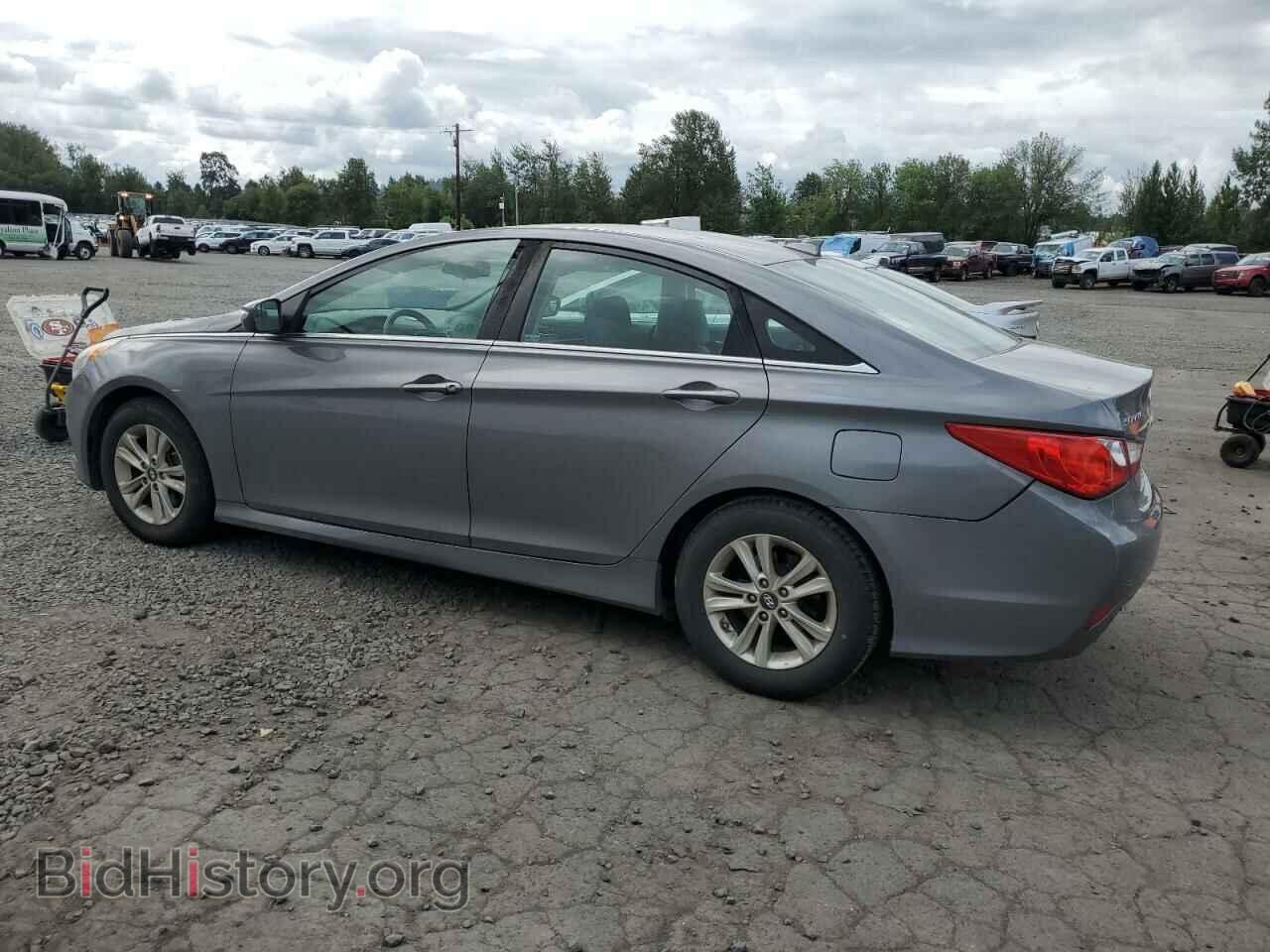 2014 HYUNDAI SONATA - VIN: 5NPEB4AC3EH874790 - Фото 2