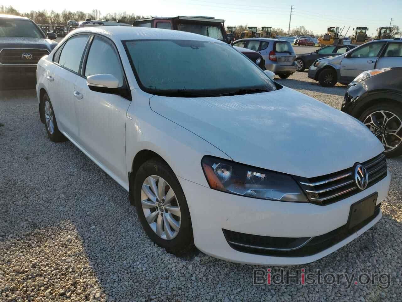 Фотография 1VWAT7A34FC004795 - VOLKSWAGEN PASSAT 2015