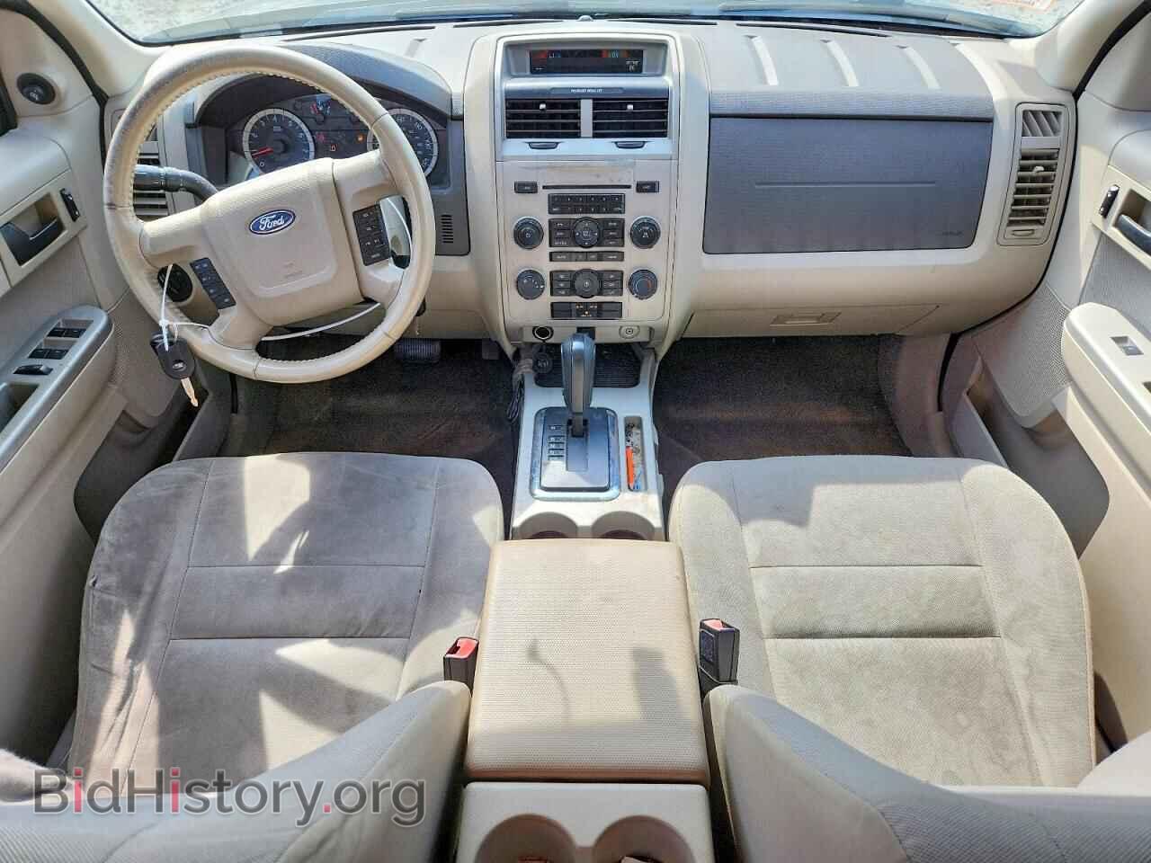 2011 FORD ESCAPE - VIN: 1FMCU0D72BKC31378 - Фото 8