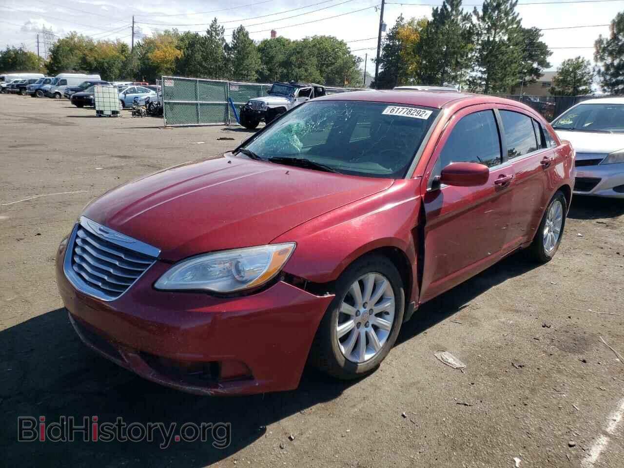 2013 CHRYSLER 200 - VIN: 1C3CCBBB6DN745380 - Фото 2