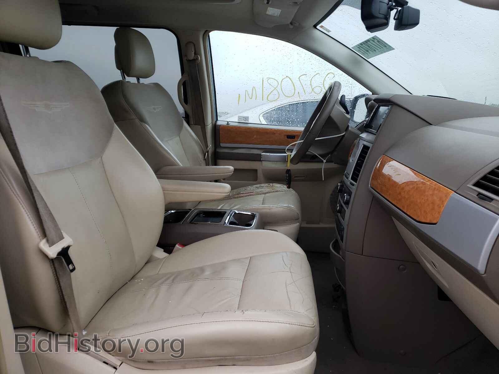 2010 CHRYSLER MINIVAN - VIN: 2A4RR7DXXAR354011 - Фото 5