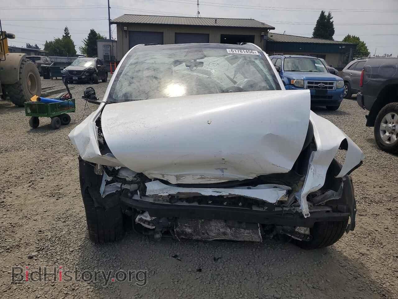2025 TESLA MODEL Y - VIN: 7SAYGDEE8SF215952 - Photo 5