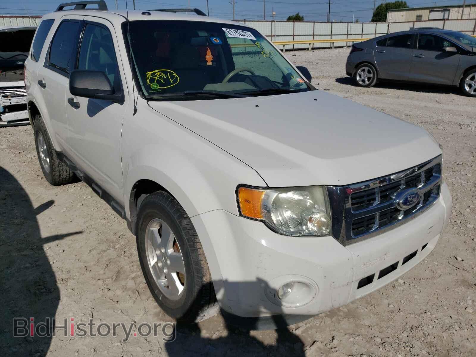 Фотография 1FMCU0DG7CKA23112 - FORD ESCAPE 2012