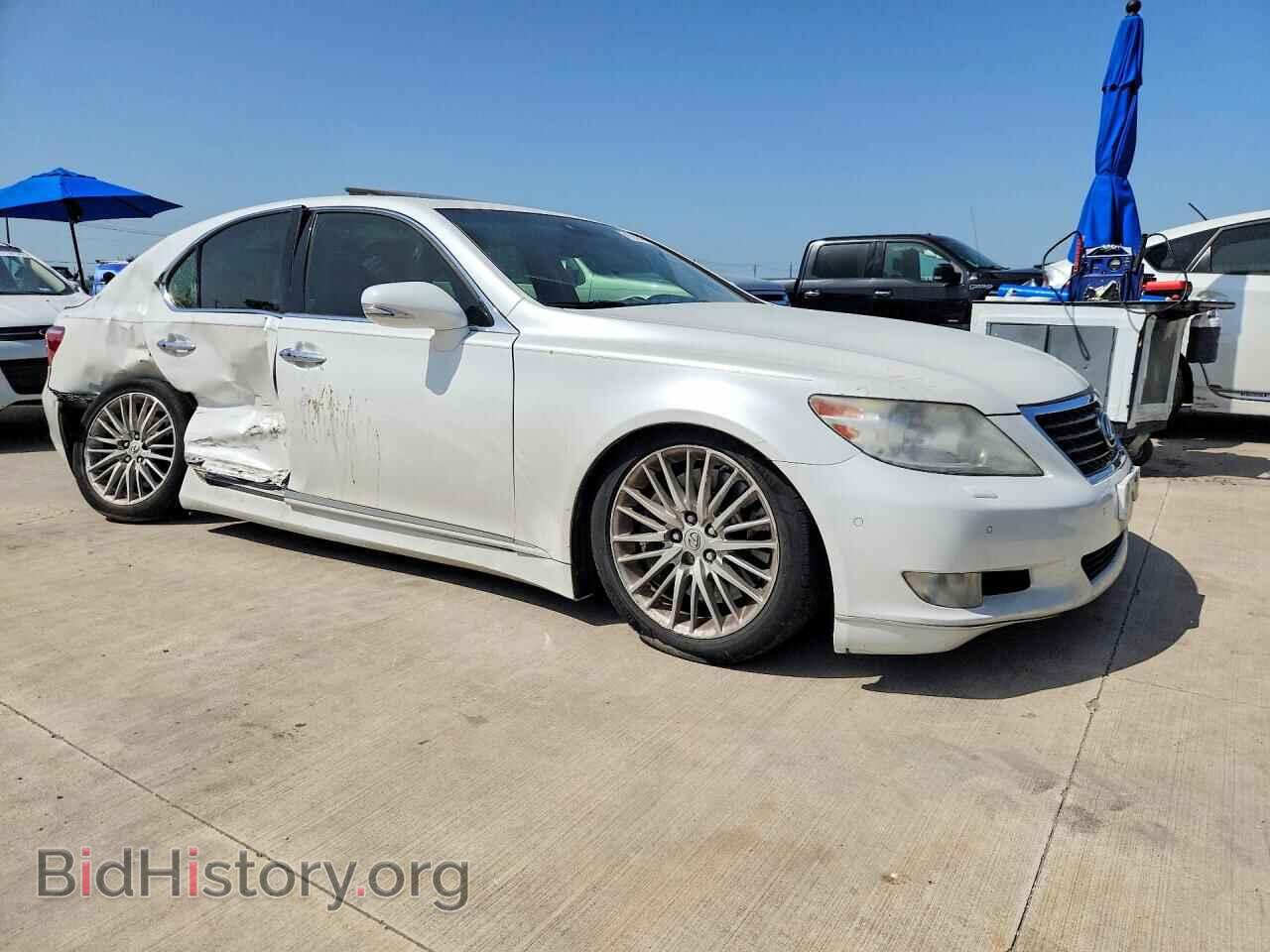 2012 LEXUS LS460 - VIN: JTHBL5EF4C5112168 - Photo 4