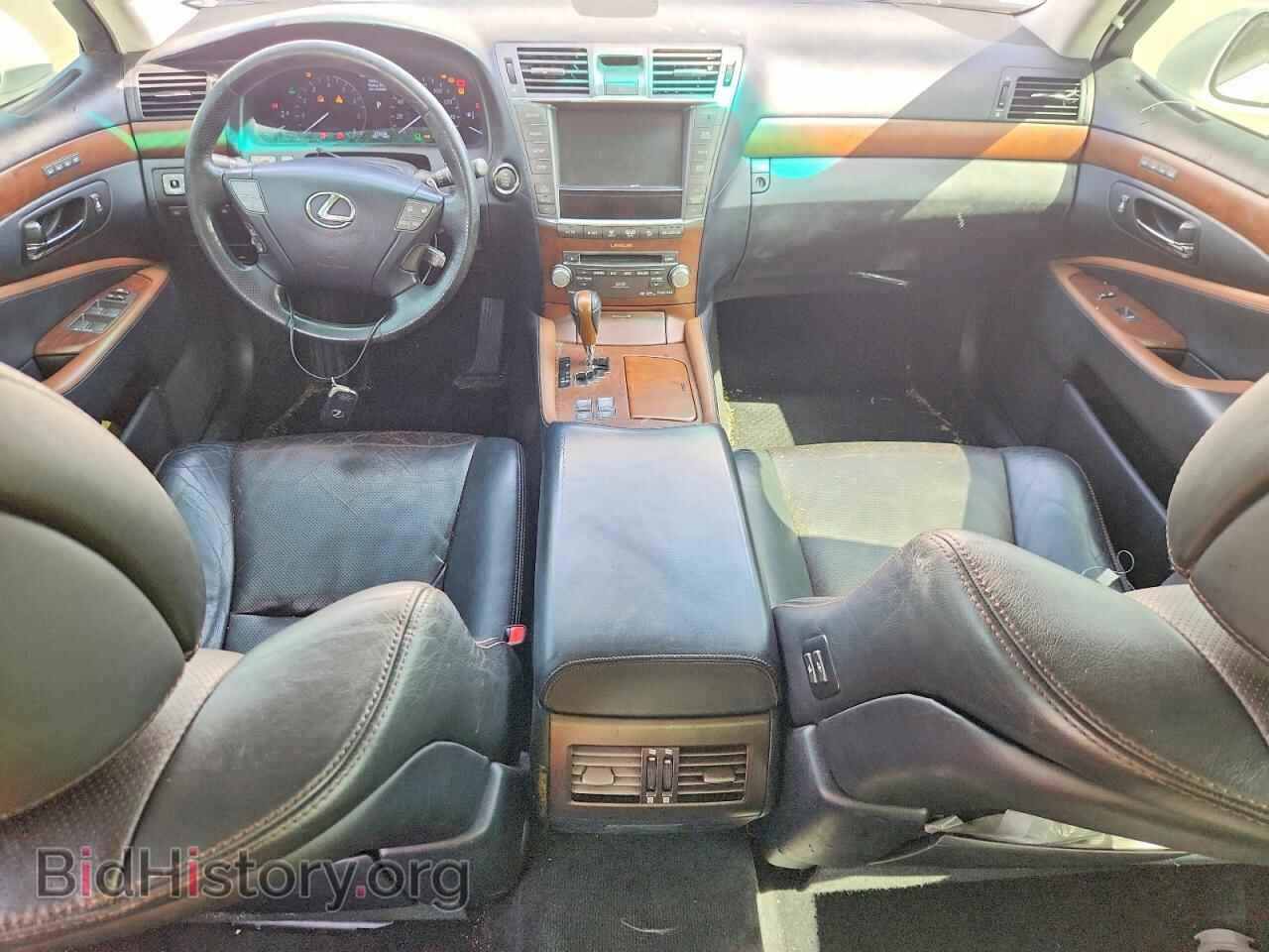 2012 LEXUS LS460 - VIN: JTHBL5EF4C5112168 - Photo 8