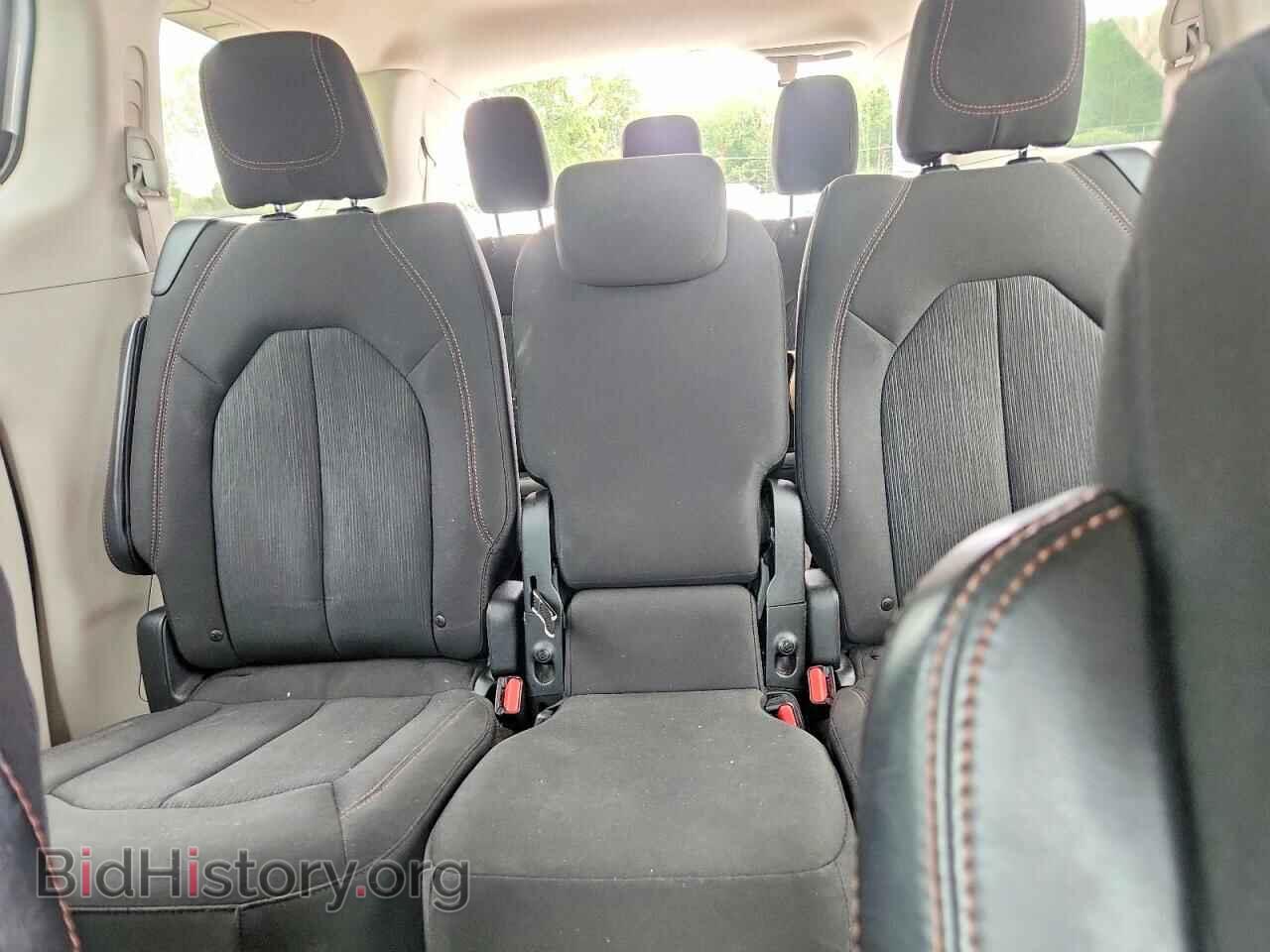 2018 CHRYSLER PACIFICA - VIN: 2C4RC1CG6JR227567 - Photo 10