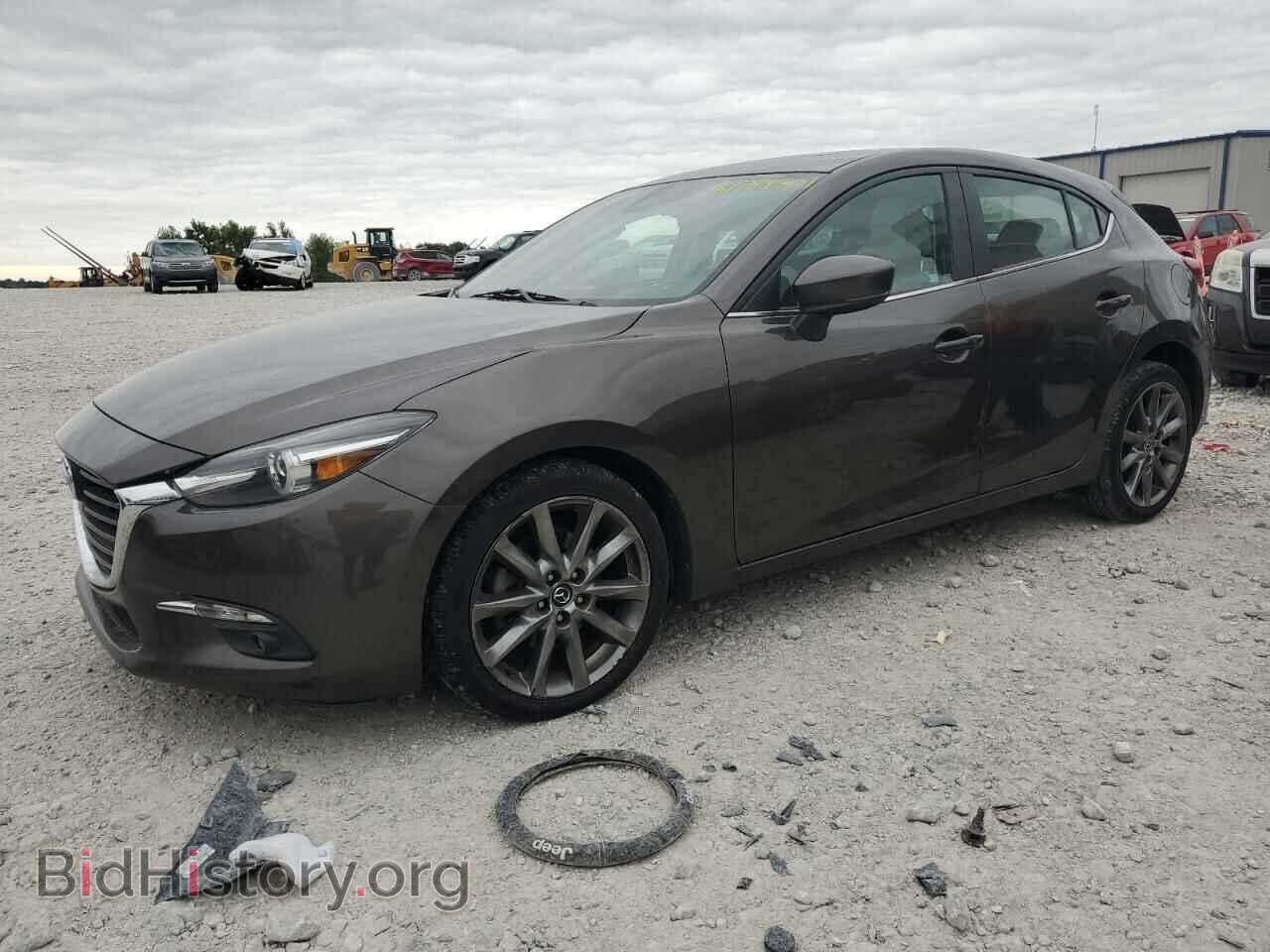 Фотография 3MZBN1M31JM175132 - MAZDA 3 2018