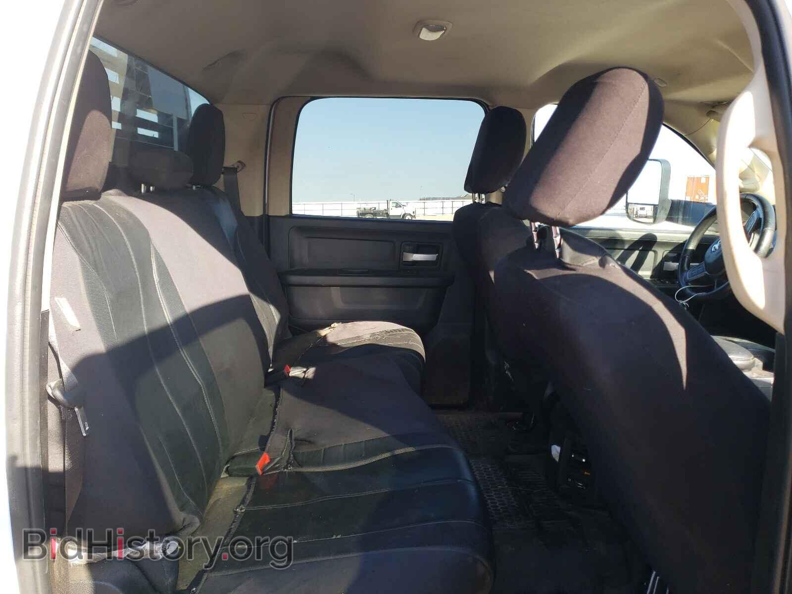 2019 RAM 3500 - VIN: 3C7WRTCJ9KG716421 - Photo 6