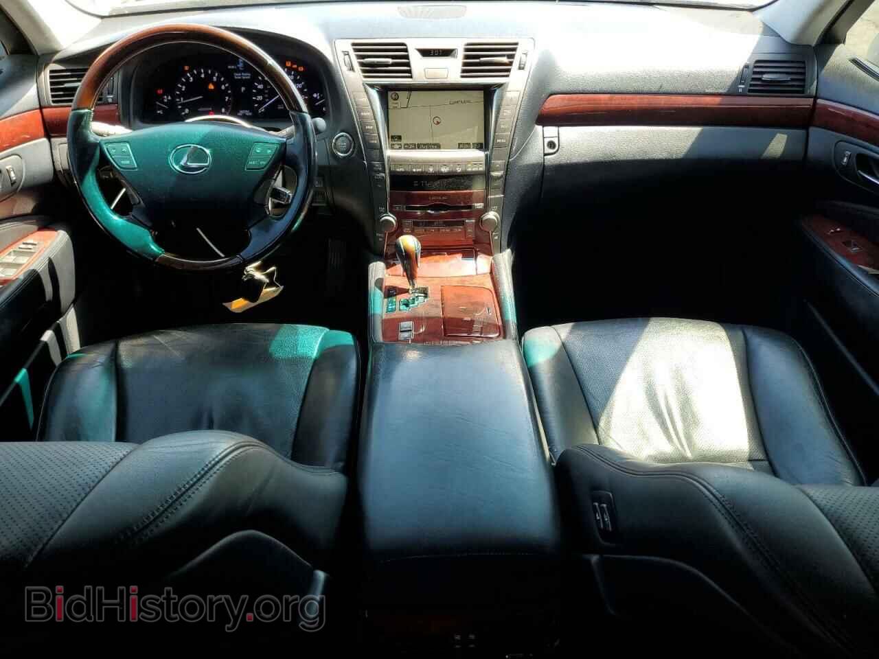 2007 LEXUS LS460 - VIN: JTHGL46F175010377 - Photo 8