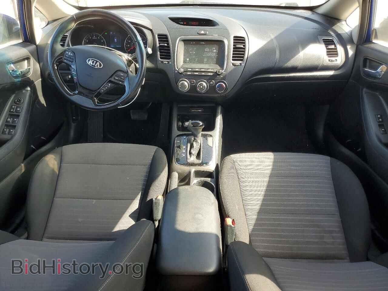 2017 KIA FORTE - VIN: 3KPFL4A76HE138570 - Photo 8
