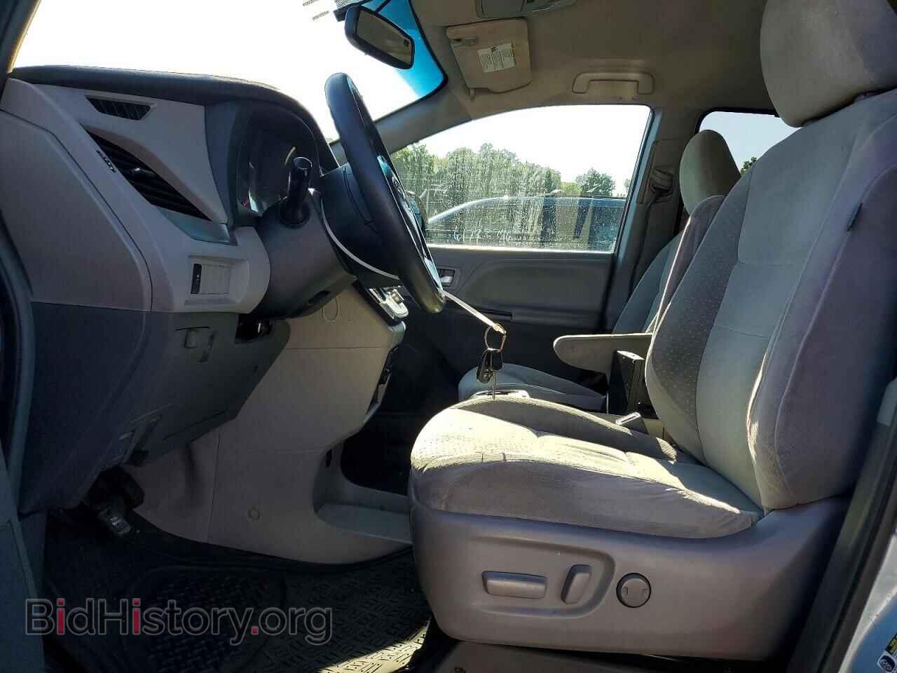 2006 CHRYSLER MINIVAN - VIN: 2A4GP54L76R869019 - Фото 7
