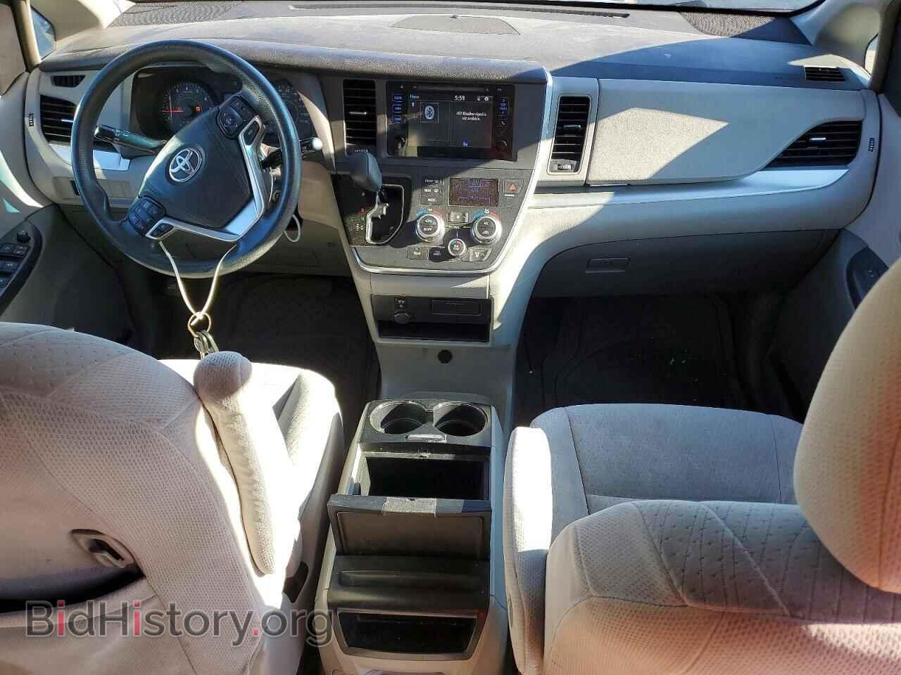 2006 CHRYSLER MINIVAN - VIN: 2A4GP54L76R869019 - Фото 8