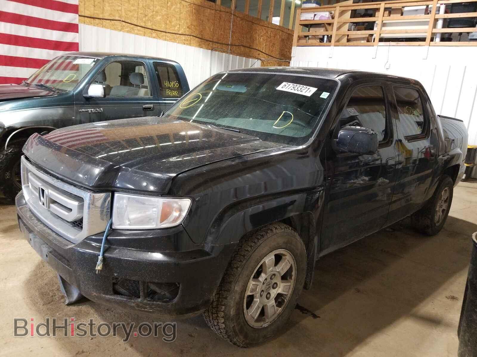 2011 HONDA RIDGELINE - VIN: 5FPYK1F45BB006918 - Фото 2