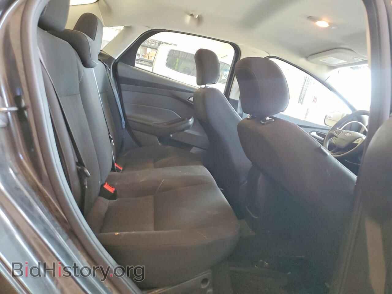 2017 FORD FOCUS - VIN: 1FADP3F21HL318975 - Photo 10