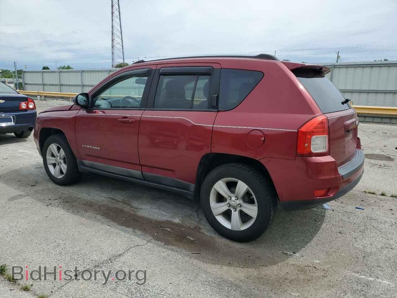 2011 JEEP COMPASS - VIN: 1J4NT1FA9BD139469 - Фото 2
