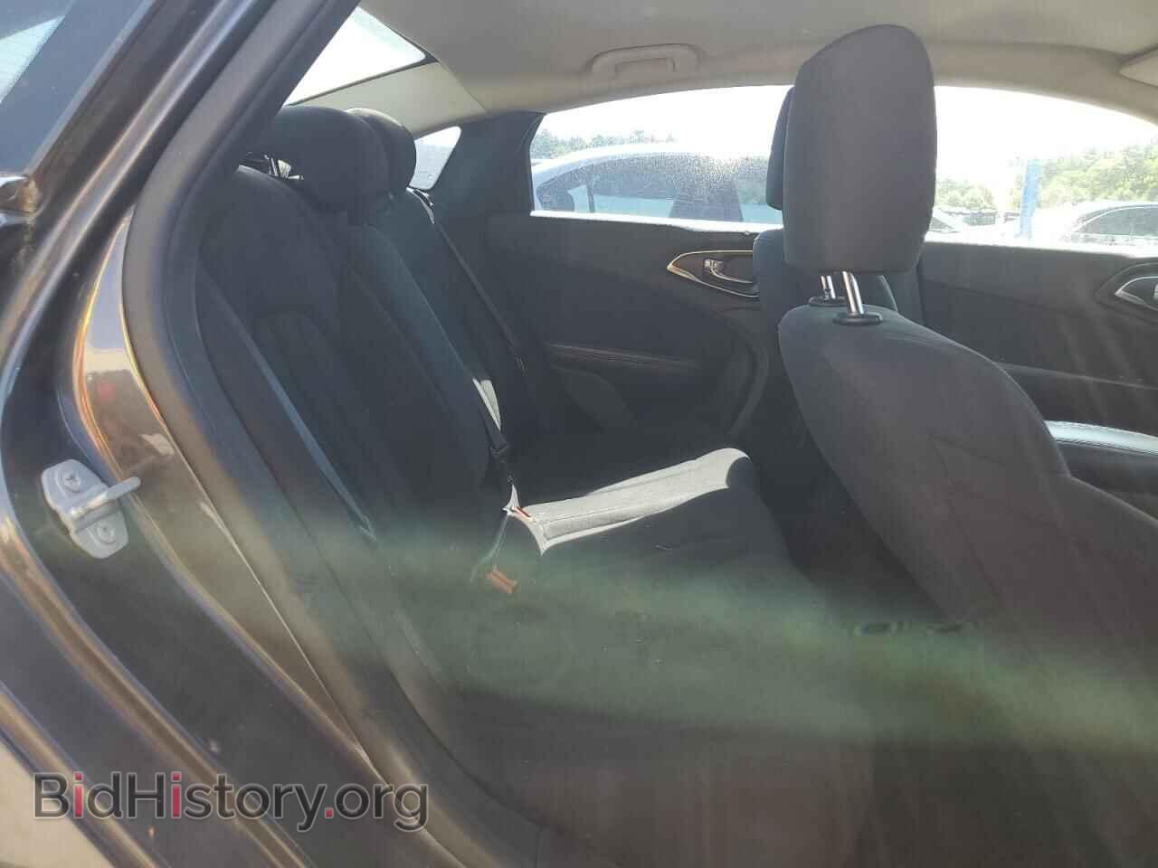 2015 CHRYSLER 200 - VIN: 1C3CCCFBXFN628100 - Фото 10