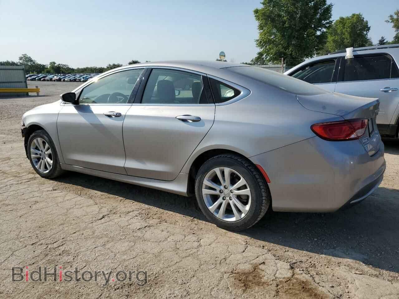 2015 CHRYSLER 200 - VIN: 1C3CCCAB0FN668550 - Фото 2
