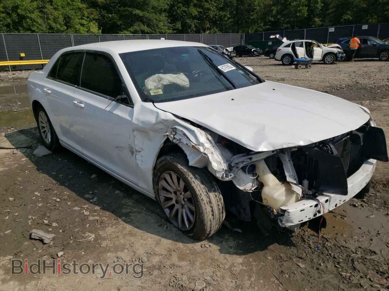 2014 CHRYSLER 300 - VIN: 2C3CCAAG7EH275846 - Фото 4
