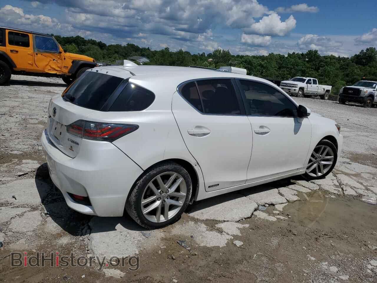 2014 LEXUS CT 200 - VIN: JTHKD5BH8E2183056 - Фото 3