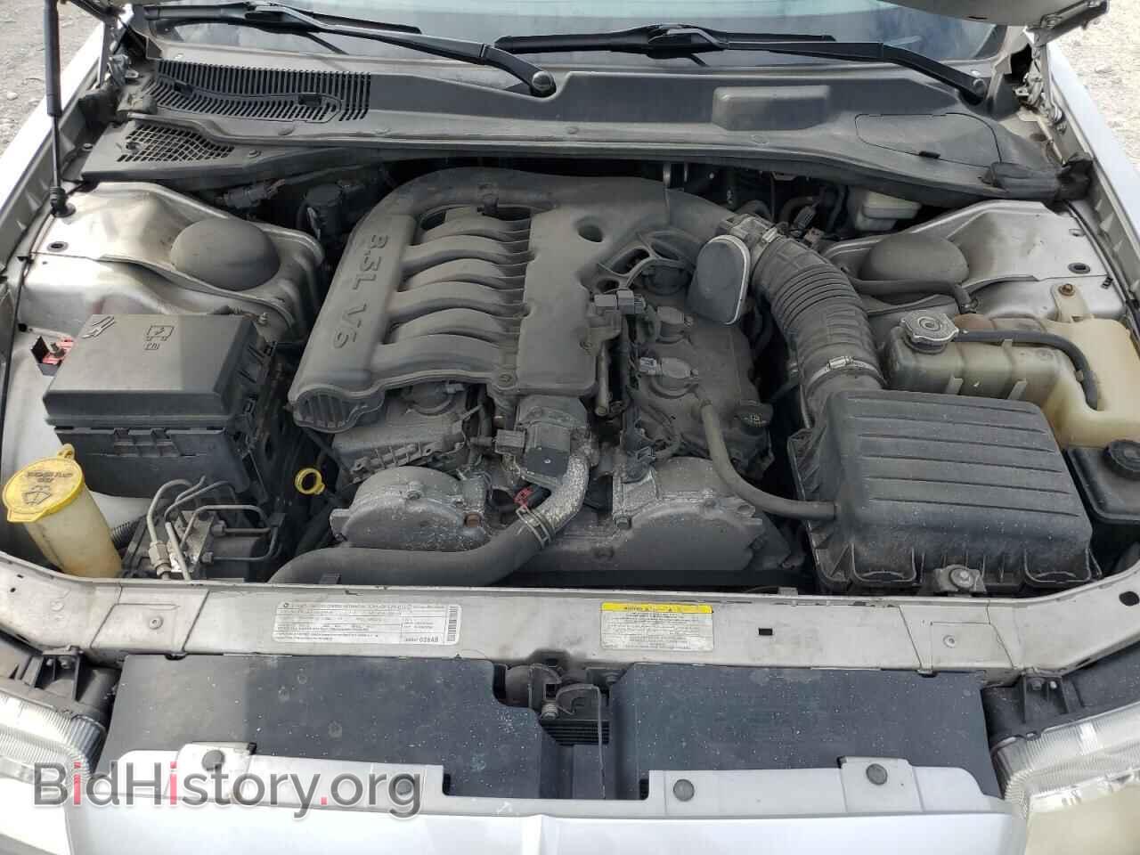 2010 CHRYSLER 300 - VIN: 2C3CA3CV2AH110732 - Фото 11