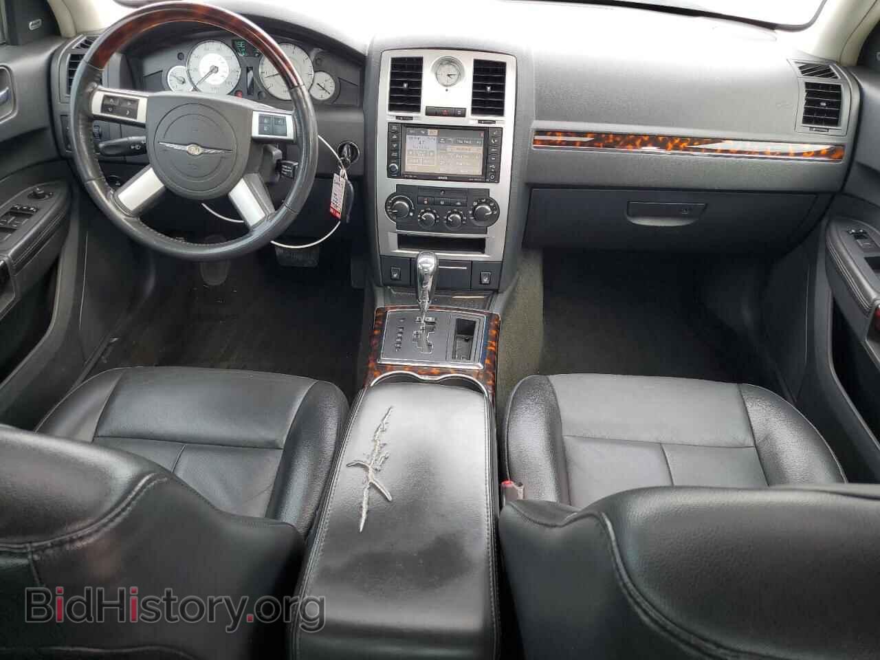 2010 CHRYSLER 300 - VIN: 2C3CA3CV2AH110732 - Фото 8