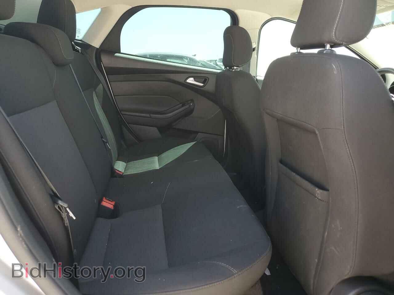 2018 FORD FOCUS - VIN: 1FADP3FE4JL216747 - Фото 10