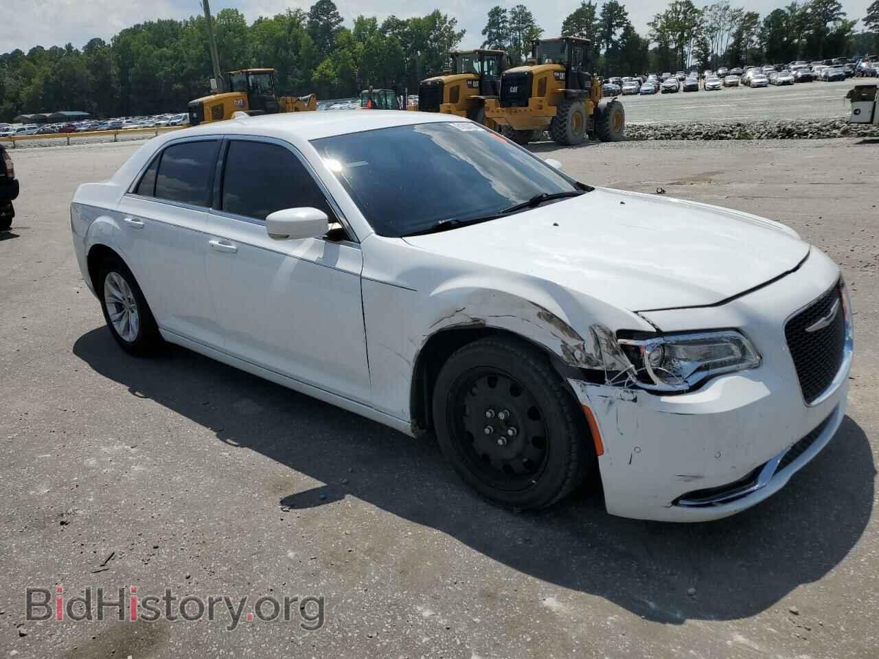 2015 CHRYSLER 300 - VIN: 2C3CCAAG0FH904378 - Фото 4