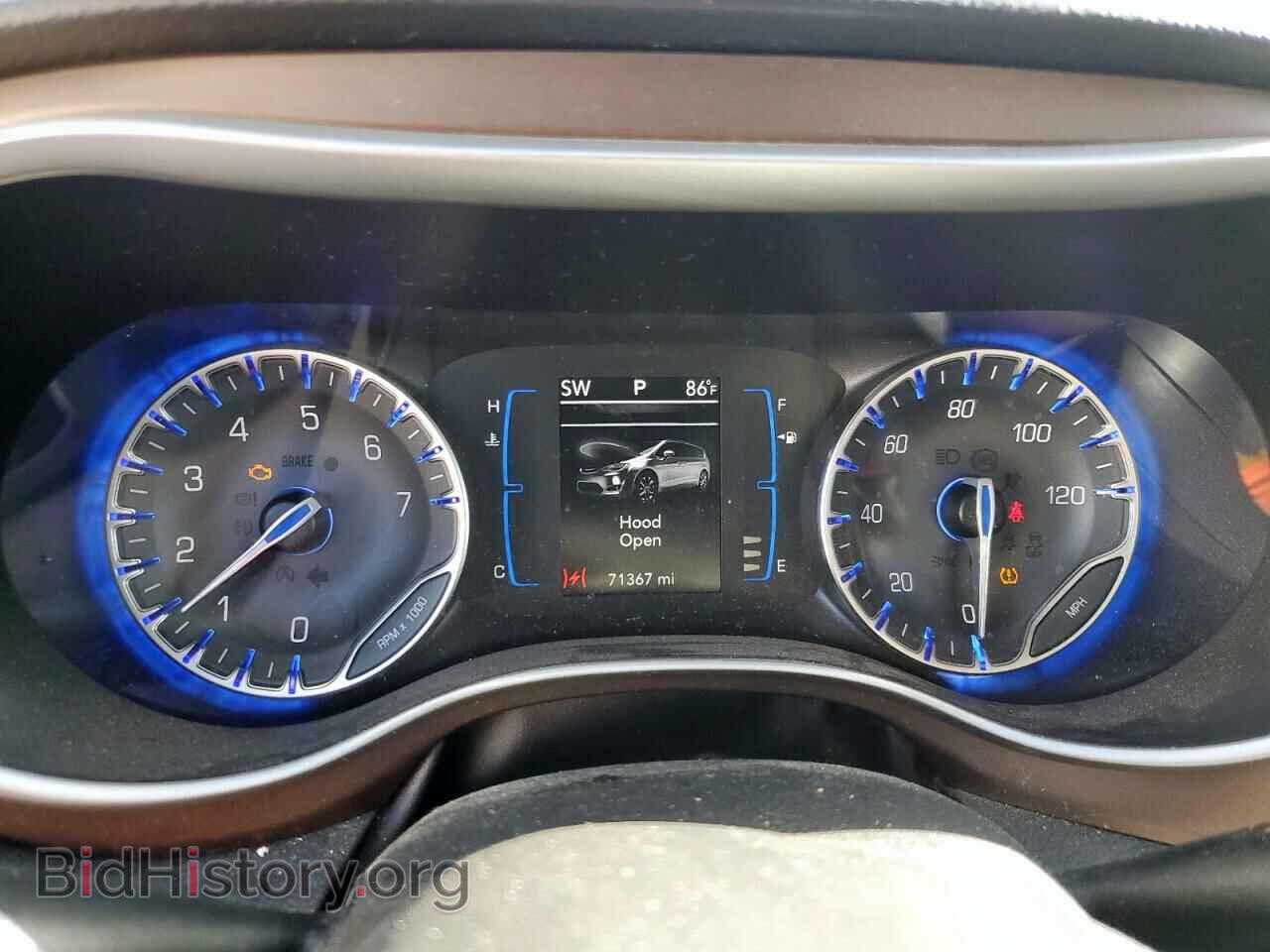 2018 CHRYSLER PACIFICA - VIN: 2C4RC1BG7JR110226 - Фото 9