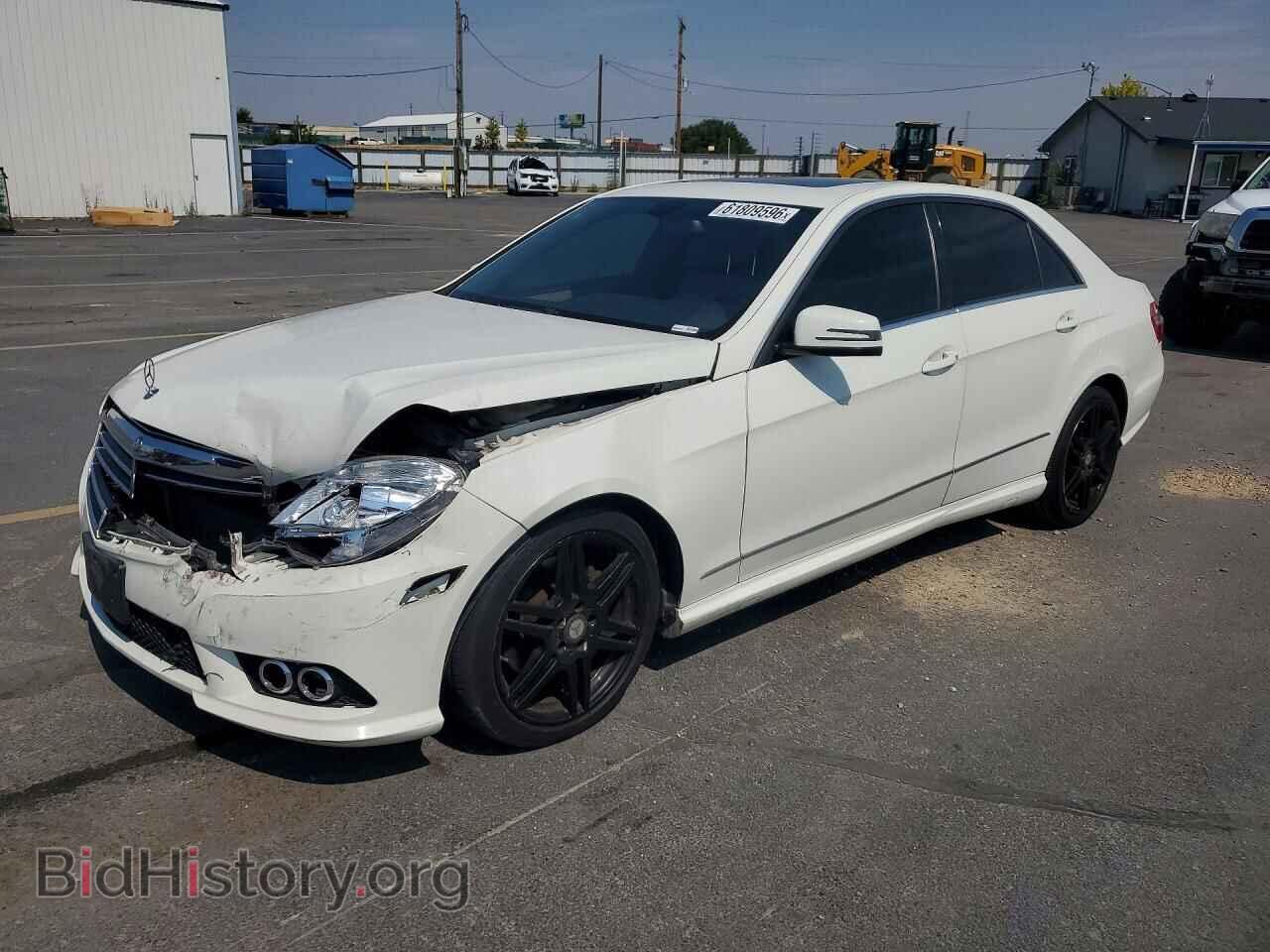 Photo WDDHF5GB3AA076139 - MERCEDES-BENZ E-CLASS 2010