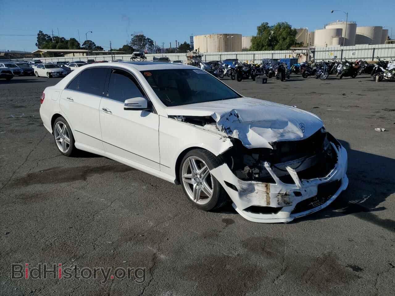 Фотография WDDHF5KB2DA676596 - MERCEDES-BENZ E-CLASS 2013